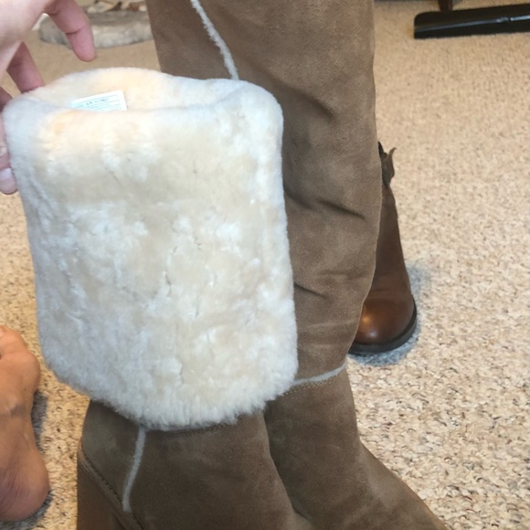 Ugg Boots - Picture 4 of 8